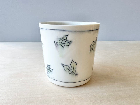 Holly Mug (16 oz)