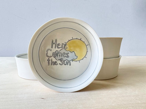 "Here comes the sun" small bowl